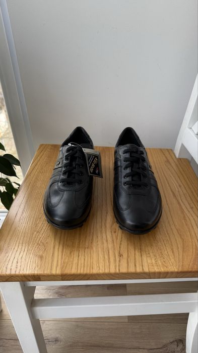 Fretz Swiss GORE-TEX НЕ ПРОМОКАЮТЬ шкіра натуральна 41 розмір демісезо