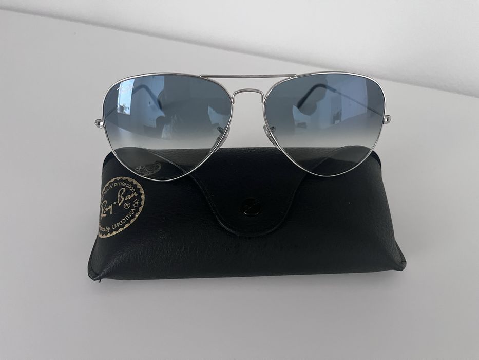 Ray-Ban Aviator RB3025.