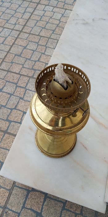 Cadeeiro a petróleo