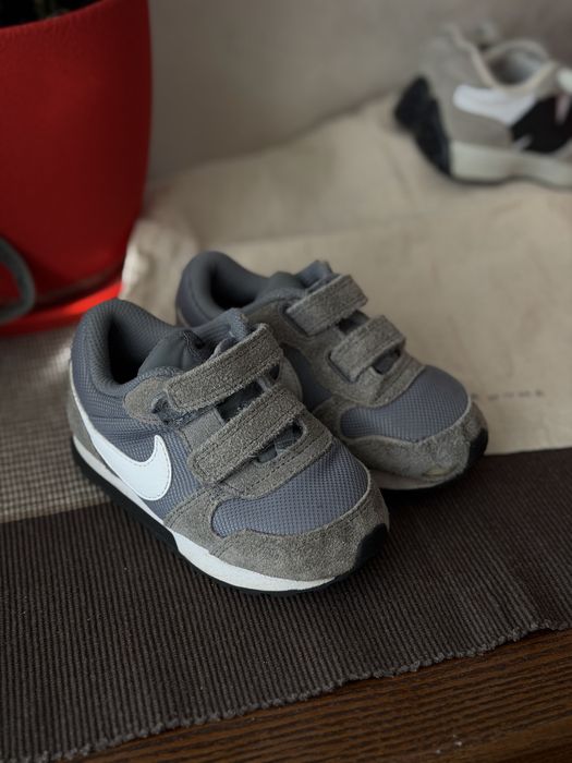 Дитячі кросівки new balance , nike