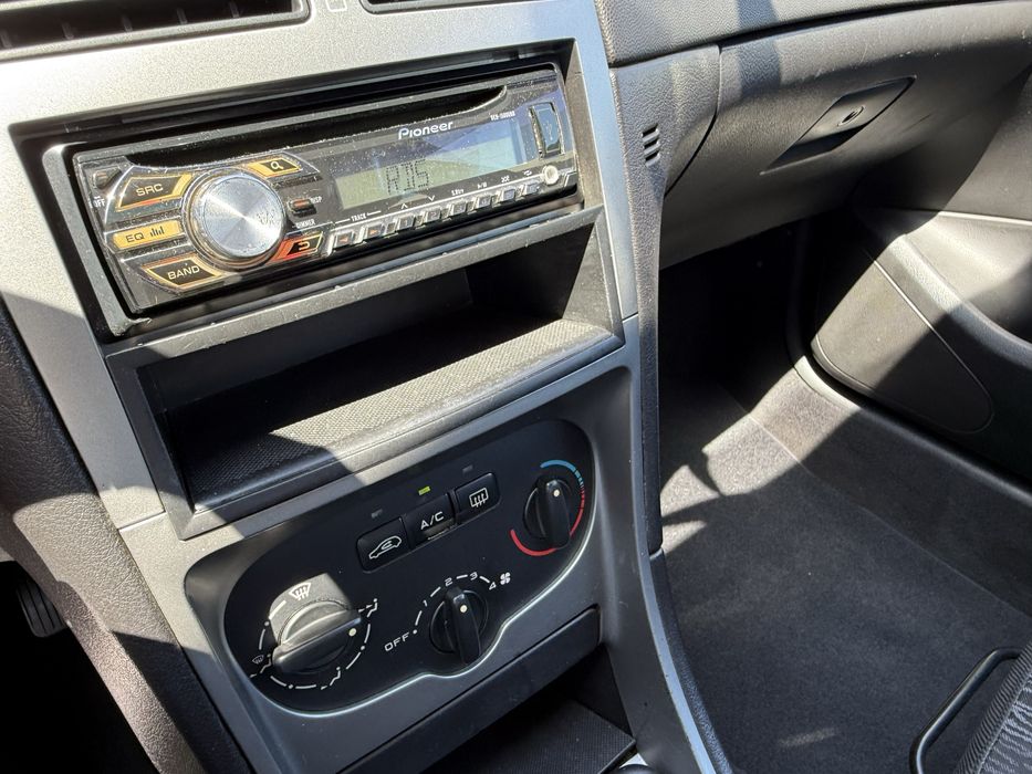 Peugeot 307 — fotografia 11