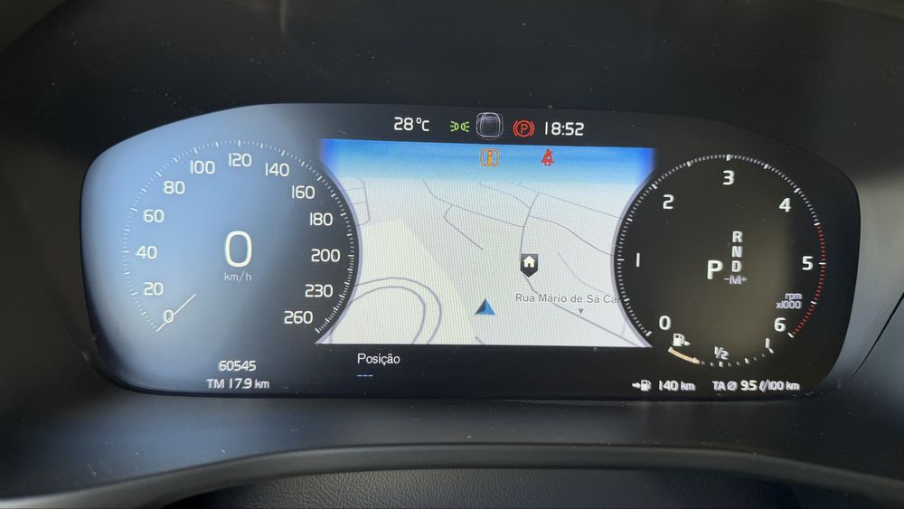 Volvo XC40 D3 Momentum Geartronic (2019) – 60.000 km – Histórico Volvo