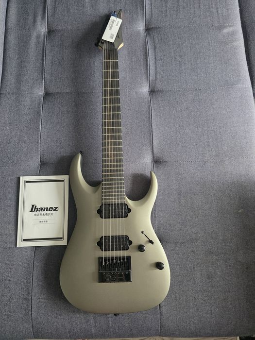 Gitara elektryczna Ibanez Apex 30