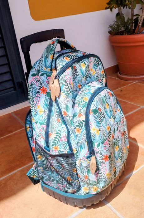 Mochila com rodinhas