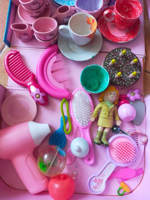 Vários brinquedos