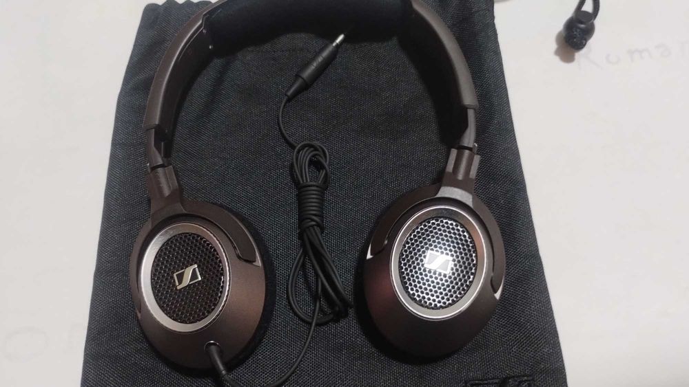 Наушники проводные Sennheiser HD 239