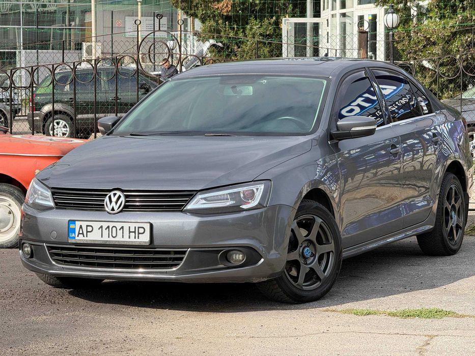 Volkswagen Jetta 2012, 2.0 дизель, механіка
