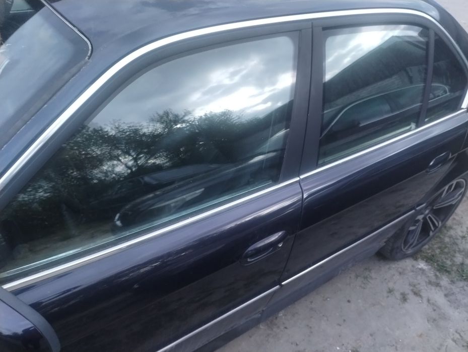 BMW 7 e38 podwójne szyby zestaw komplet