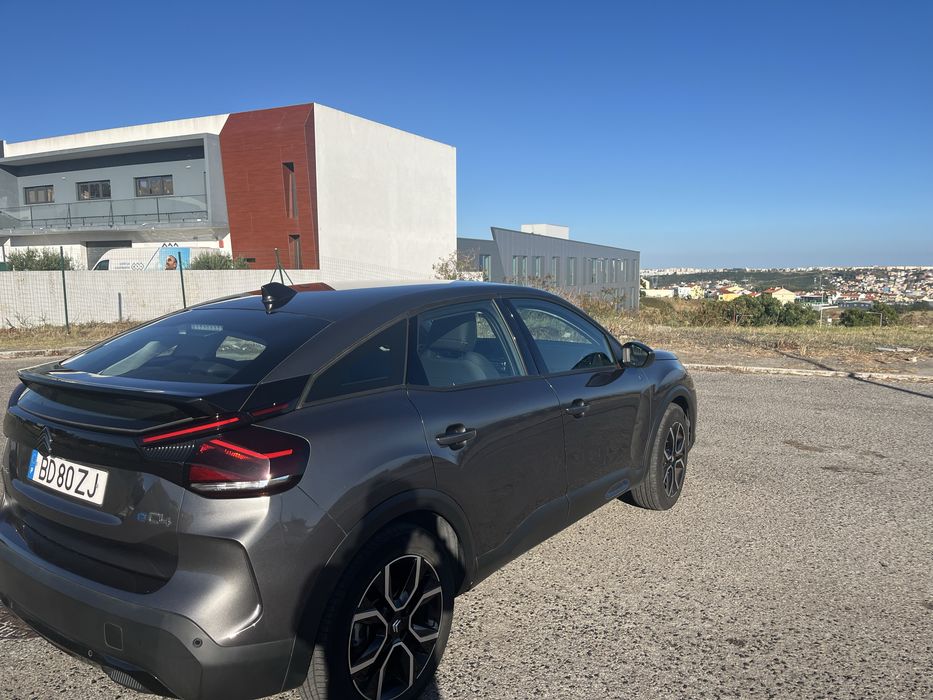 Vendo  Citroen e-C4x