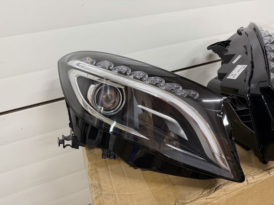 Фари Mercedes-Benz GLA X156 2013-2017 Full LED