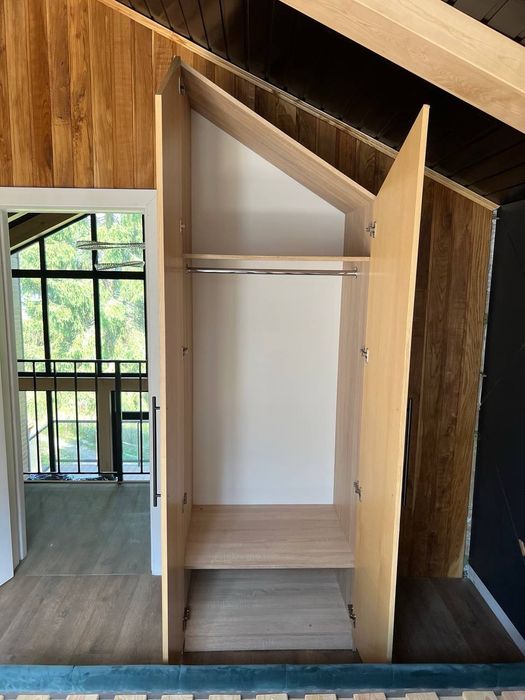 Продам новые шкафы