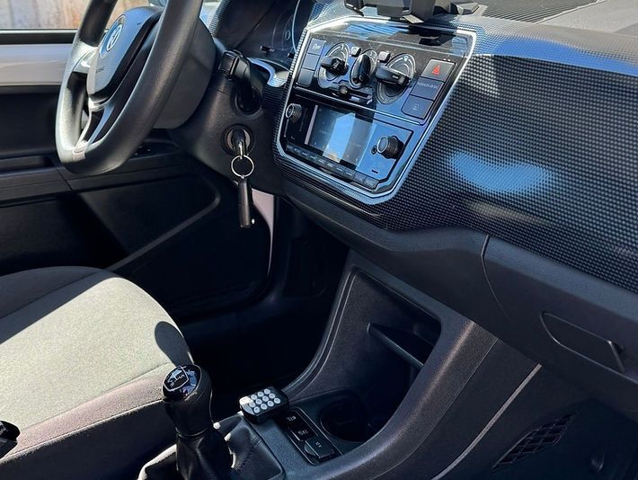 Volkswagen Up 2019
