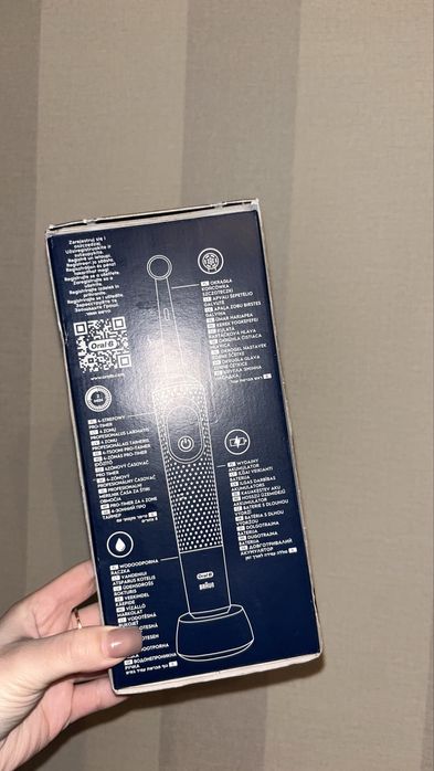 Зубна щітка електрична Oral-B Black