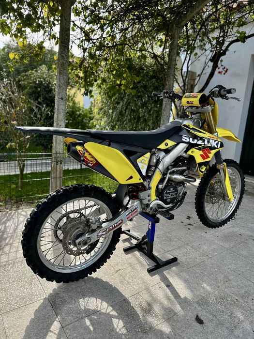 Suzuki rmz 250 de 2016