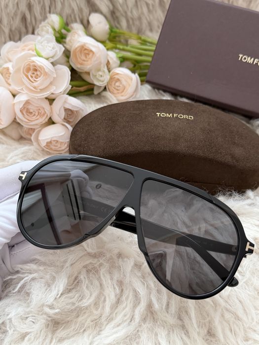 Сонцезахисні окуляри Tom Ford