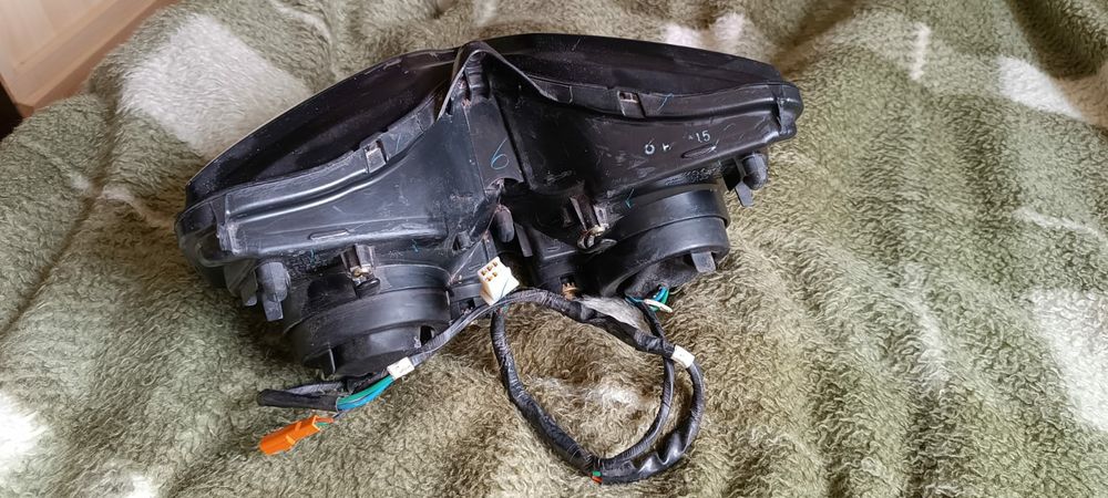 Фара Кавасаки Сузуки 
Фара Kawasaki zzr Honda cbr
Фара Kawasaki