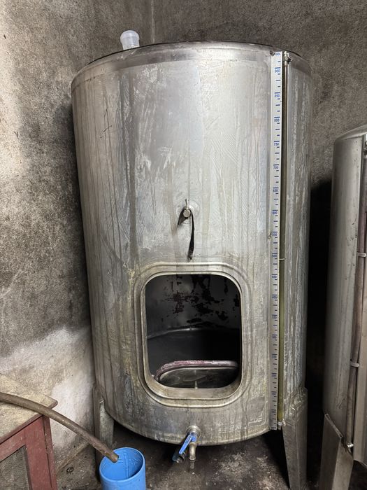 Depositos de inox de vários tamanhos