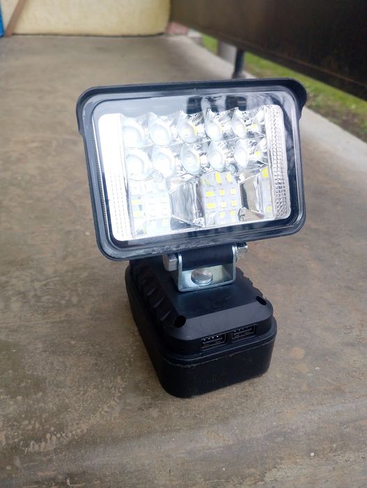 Прожетор до Макіта і Прокрафт