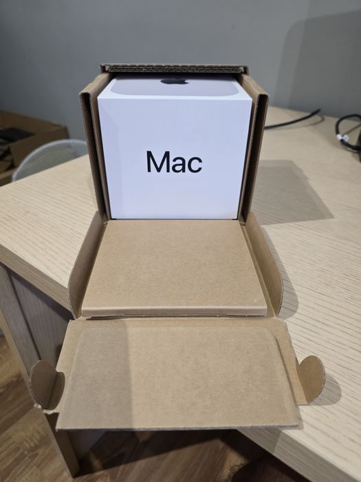 Mac mini m4 16 | 256
