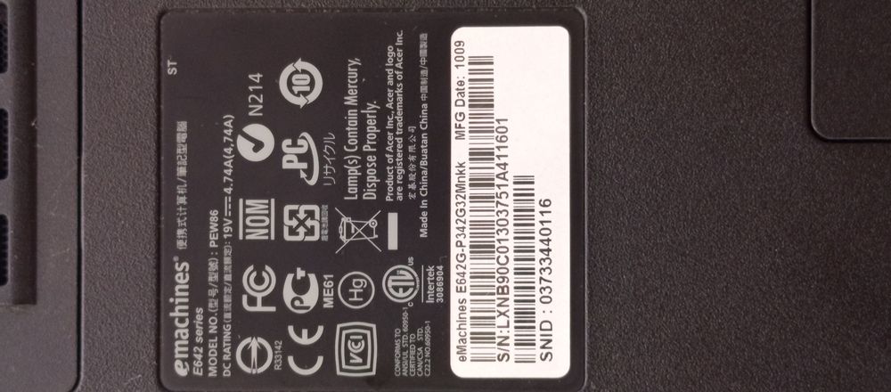 Ноутбук  eMachines  Е642G