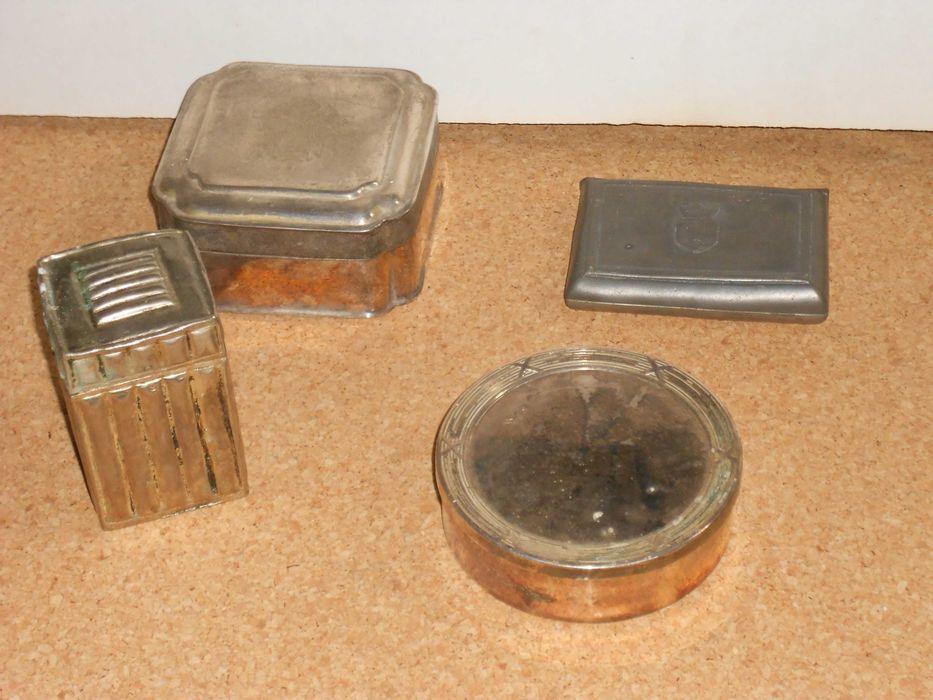 Caixas potes e outros antigos vintage latao estanho
