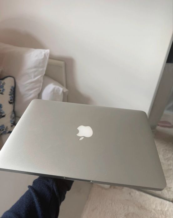 Computador Apple Mac macOS Monterey versão 12.7.6 MacBook Pro de 13 polegadas473681570930380800