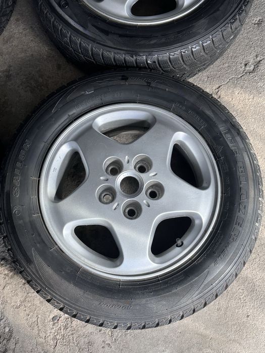 Felgi z oponami 114.3, R15