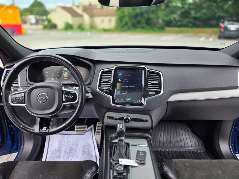Volvo XC90 T6 R-Design      2016
