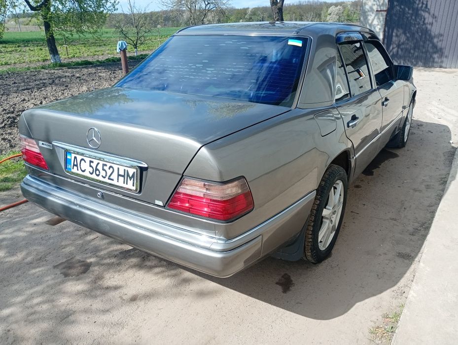 Продам або обмін Мерседес 124