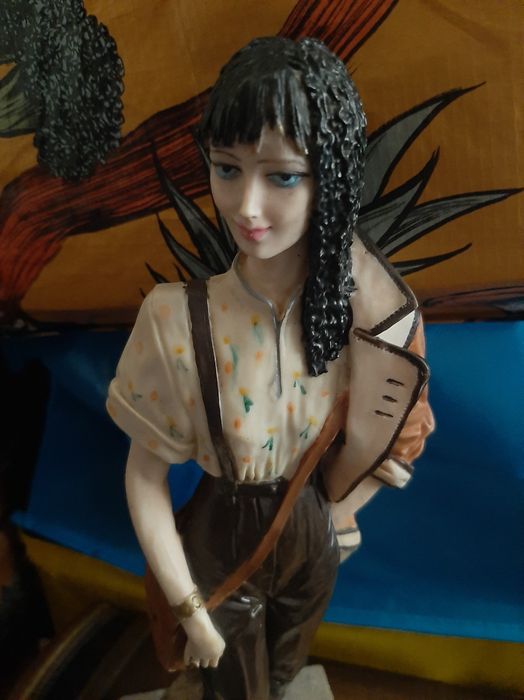 Estatueta Vintage feita à mão Arte Nova