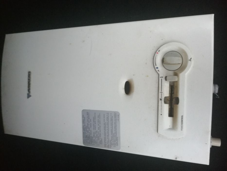 Продам газовую колонку