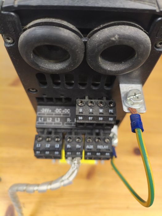 Danfoss VLT5001PT5B20SBR3D0F00A00C0