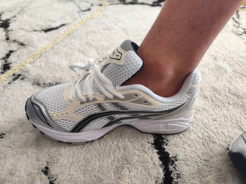 Tênis ASICS Kayano 14
