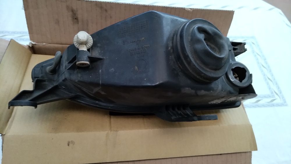 Farol esquerdo Fiat Pálio 1996 /2000