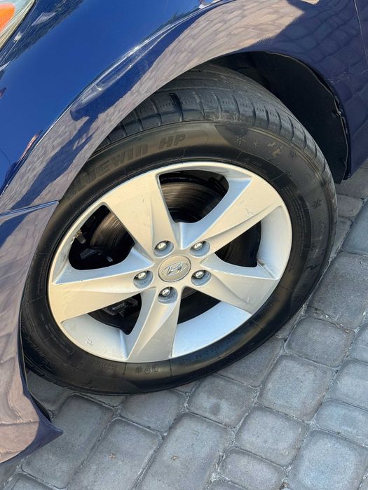Продам Hyundai Elantra 2013 рік можлива розстрочка,кредит,обмін!