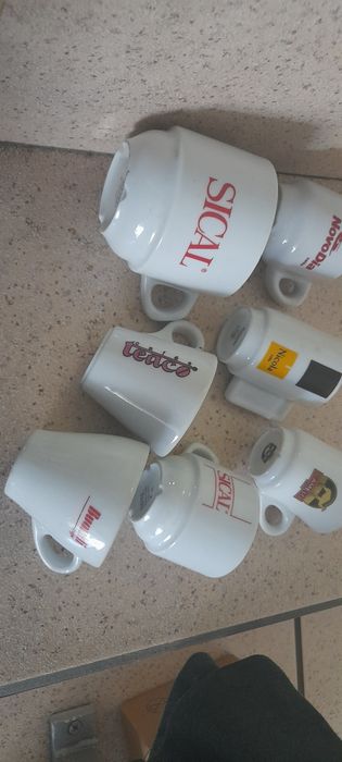 Chavenas marca café