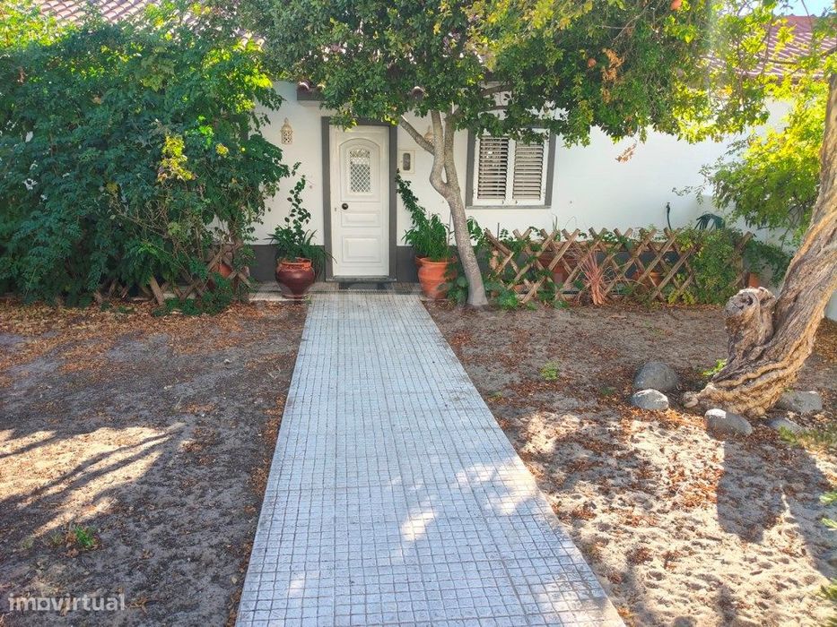 Moradia T2+1 situada em zona de expansão da cidade de Beja