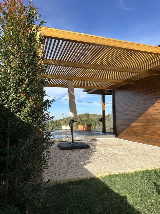 Pérgulas em madeira. Instalamos em todo o país