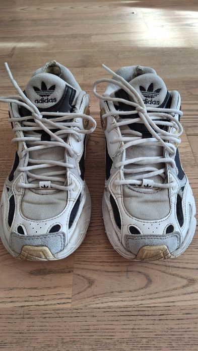Buty sneakersy adidas originals Astir 39