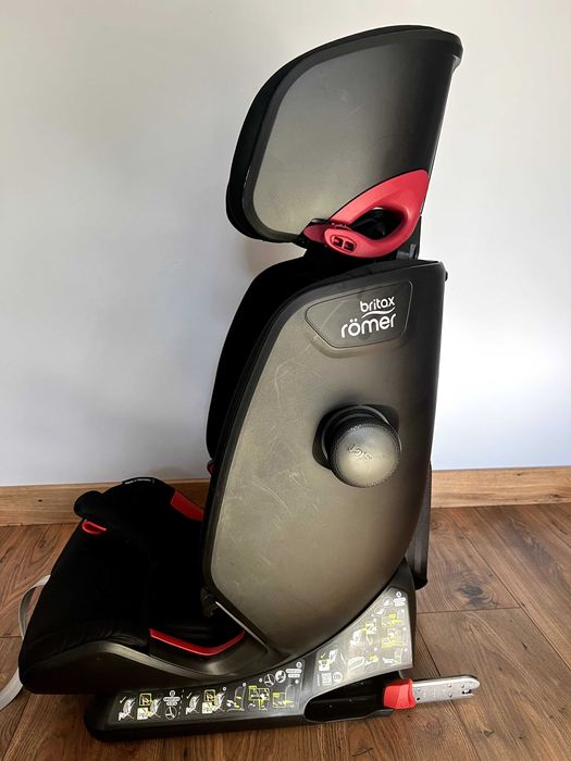 Fotelik samochodowy Britax-Romer Advansafix IV R 9-36 kg