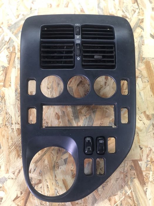 Консоль в торпеду vito консоль  віто 2.3