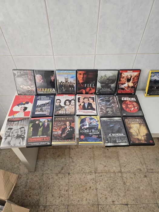 Lote de dvds e cds