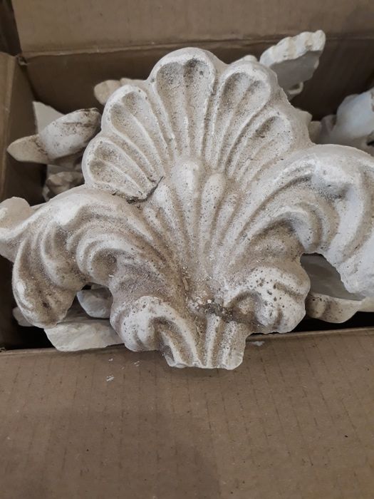 Гіпсові елементи