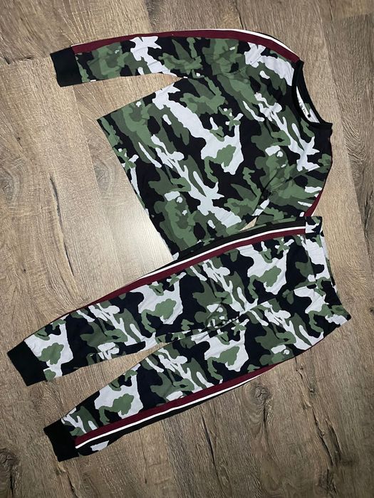 Бавовняна піжама хакі хлопчику 7-8р.комплект кофта-штани