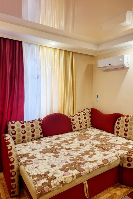 Здається 2-кімнатна квартира 17000 грн 
Хортицький район, на будь-який