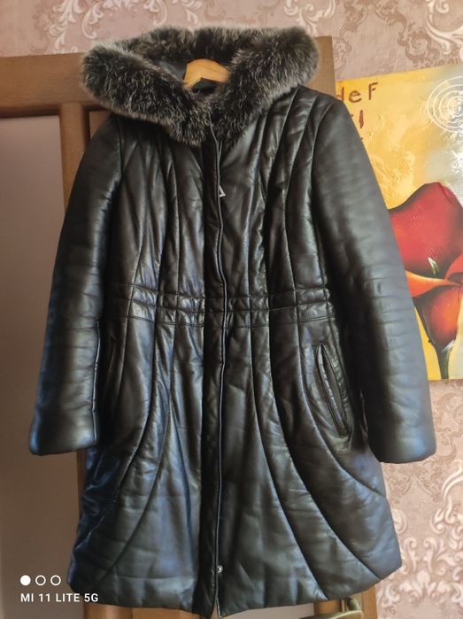 Куртка жіноча шкіряна з хутром, МУКАЧЕВО