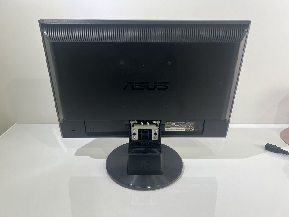 Monitor Asus VW 193 D-B