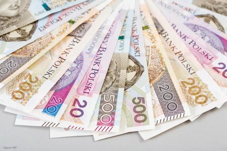 DYSKRETNA POŻYCZKA PRYWATNA BEZ BAZ, oddłużanie z komornikiem, na 800+