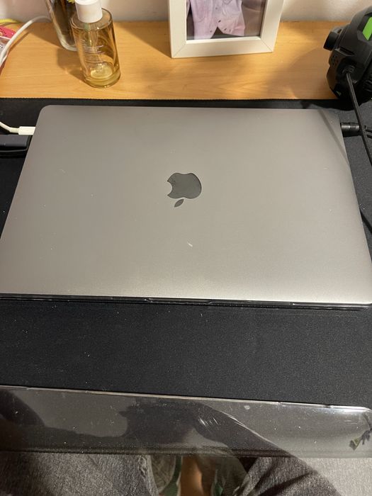 Macbook pro 2019