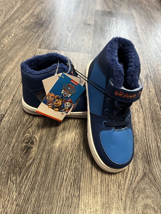 Nowe buty przejsciowe ocieplane dla chlopca rozmiar 29